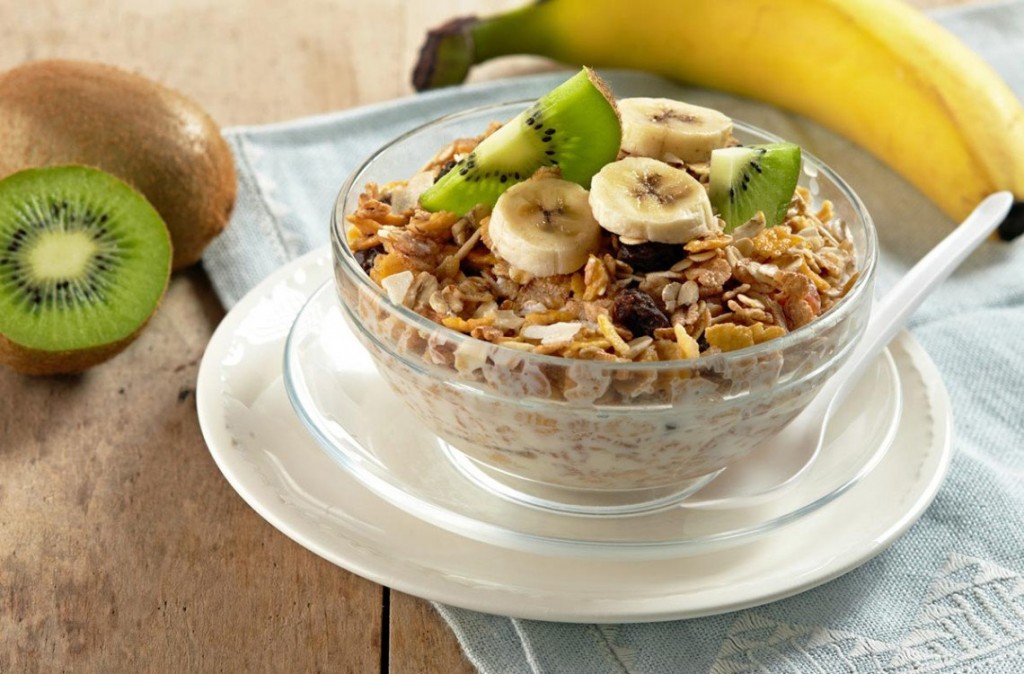 photodune-1163374-healthy-breakfast-m-1140x750
